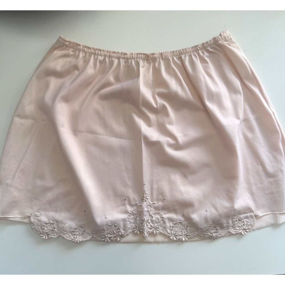 Vintage Pink Mini Half Slip Skirt Embroidered Floral Scalloped Hem Small ballet